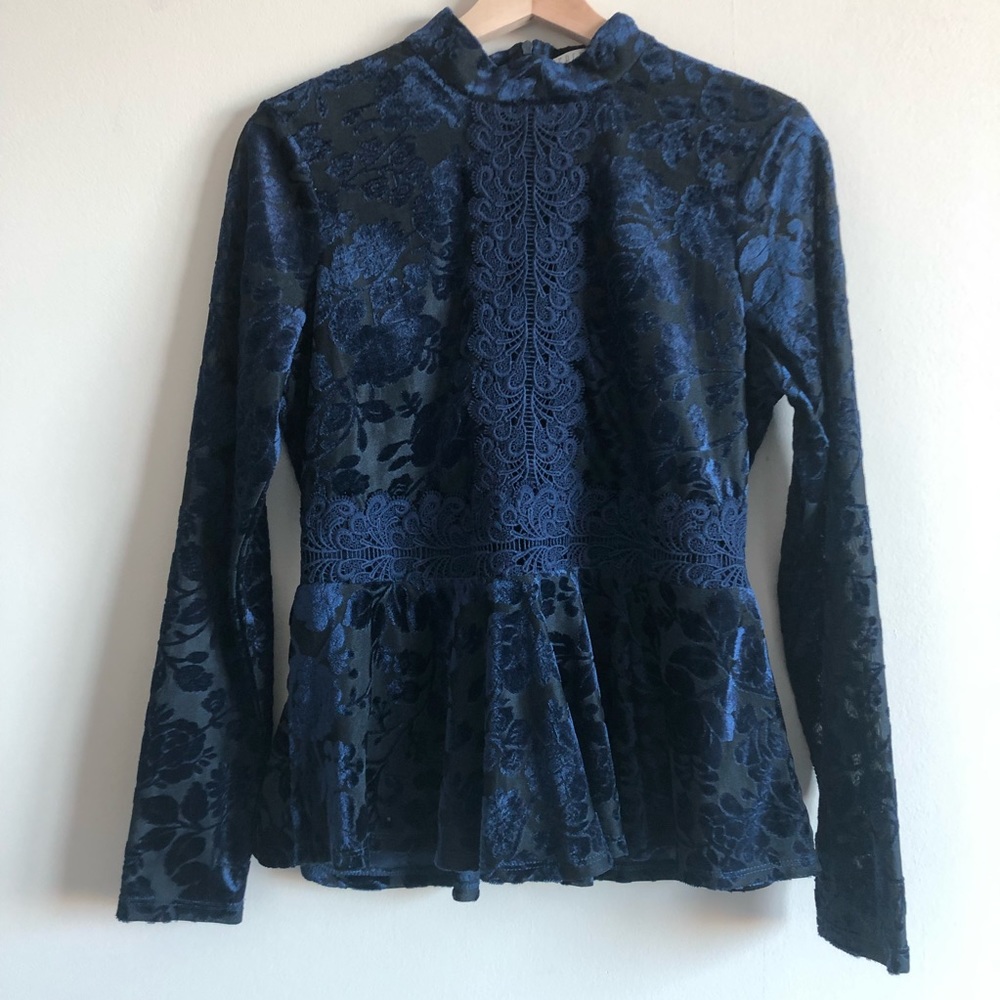 SPENSE Lace Top